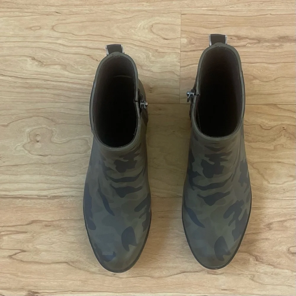 Lucky Brand Basel H20 Camoflage Pull On Rain Snow Bootie Boots Women's 9
